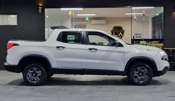 FIAT TORO 1.3 TURBO 270 FLEX ENDURANCE AT6